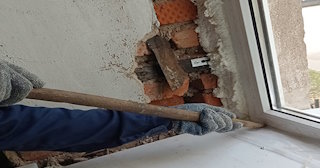 Демонтаж оконных откосов по выгодной цене от 522 руб. в Екатеринбурге - Сварной-Ктр